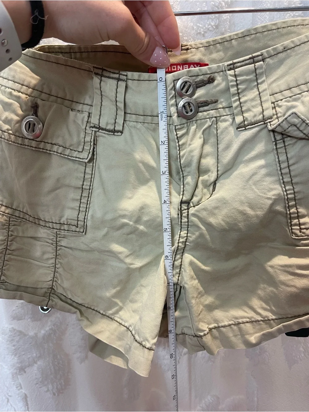 Y2K Union Bay tan & cream 100% cotton cargo mini shorts